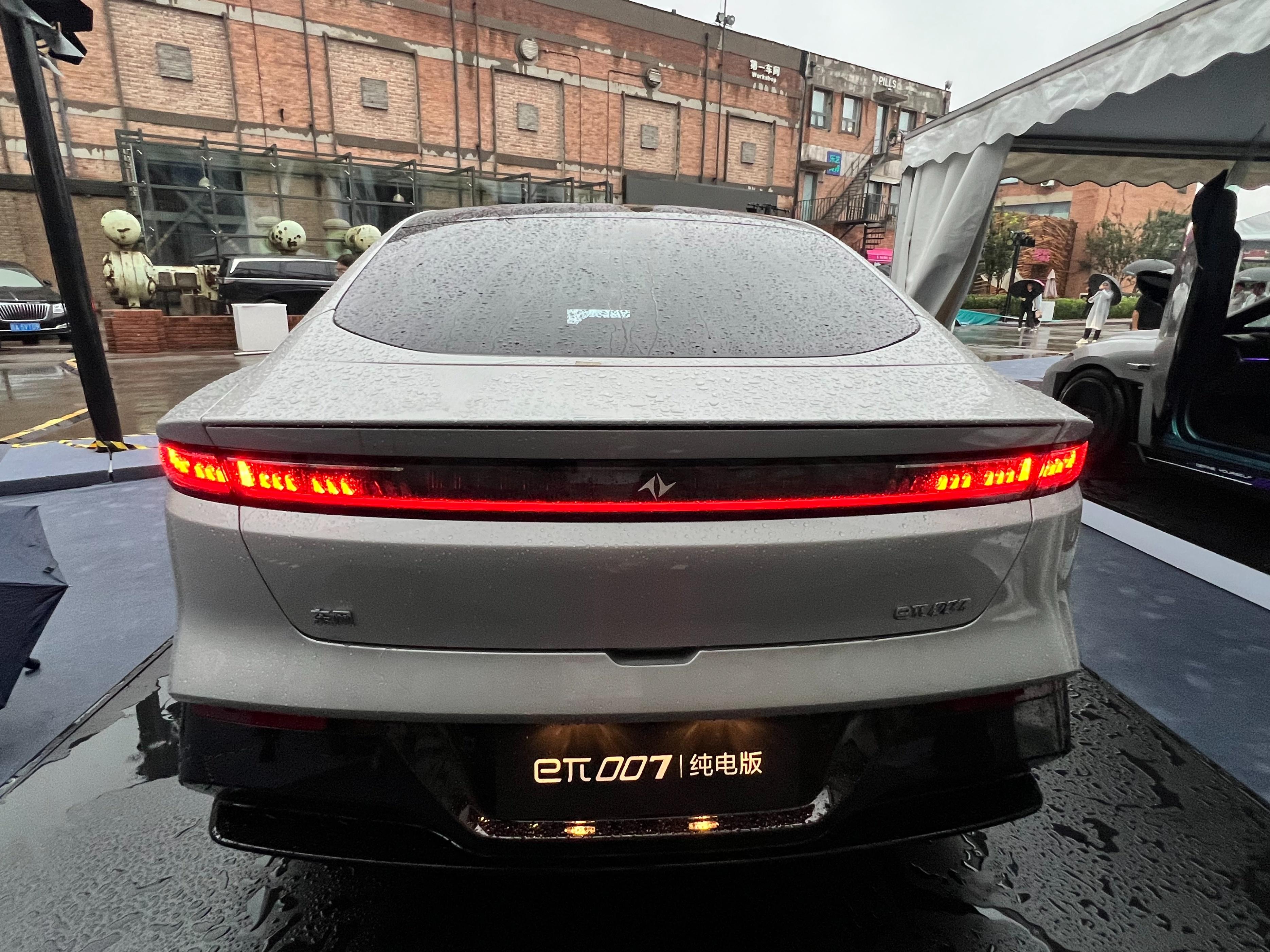 13.16万元起售！东风eπ007正式上市