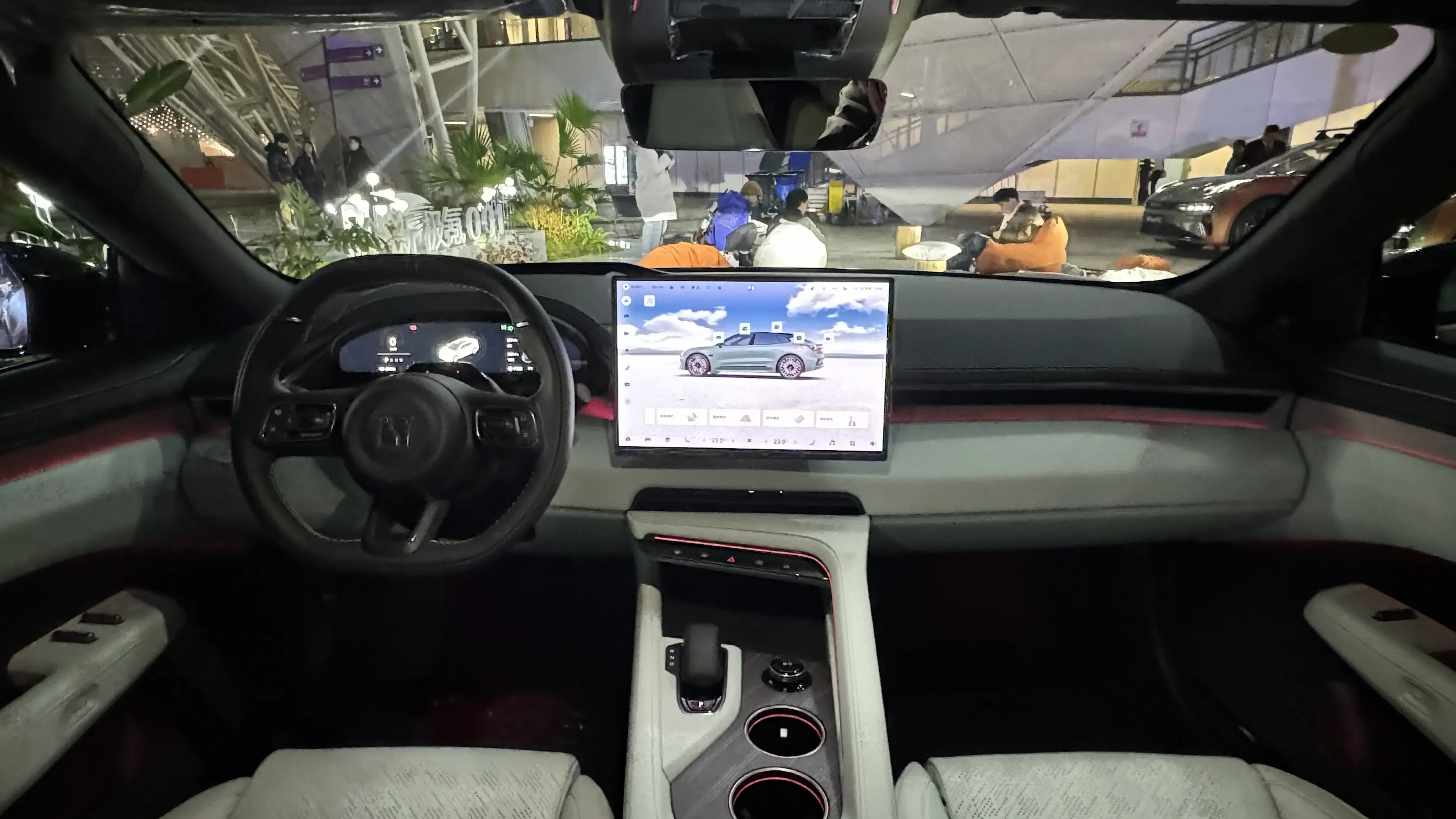 25.9万元起！极氪 ZEEKR 001 2025款 正式上市