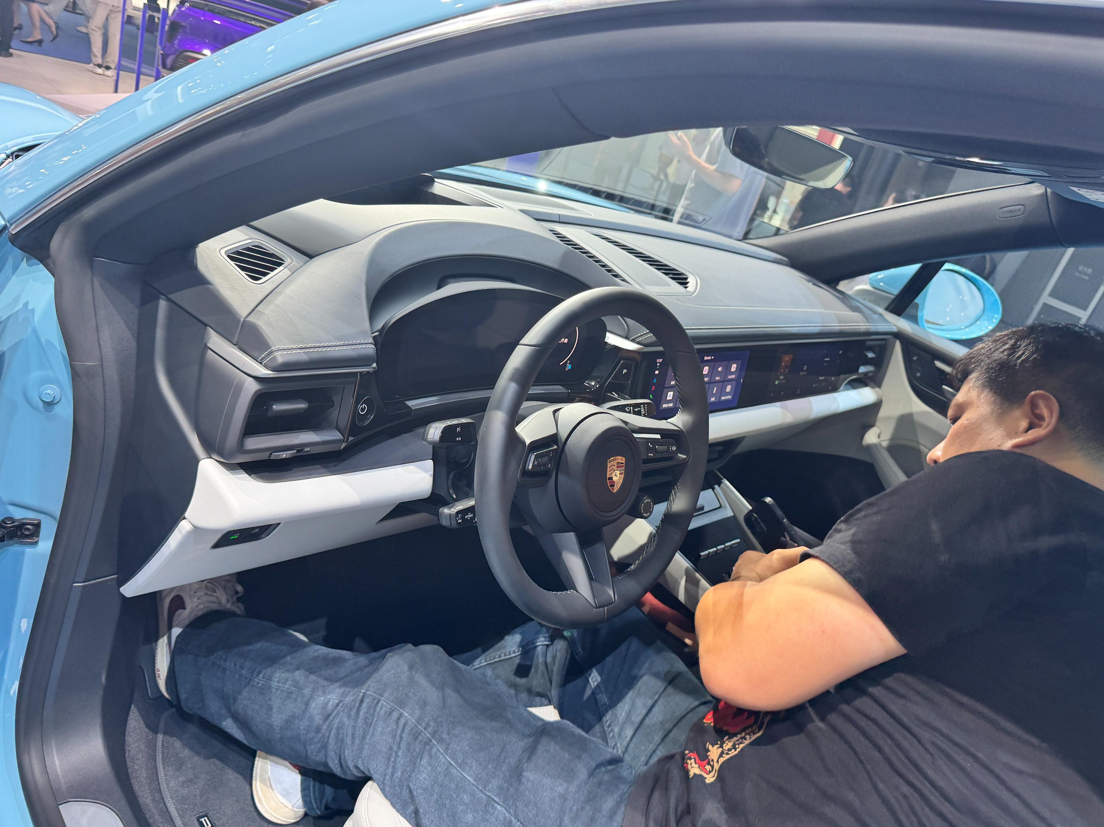 【成都车展】保时捷全新Macan EV长续航版亮相