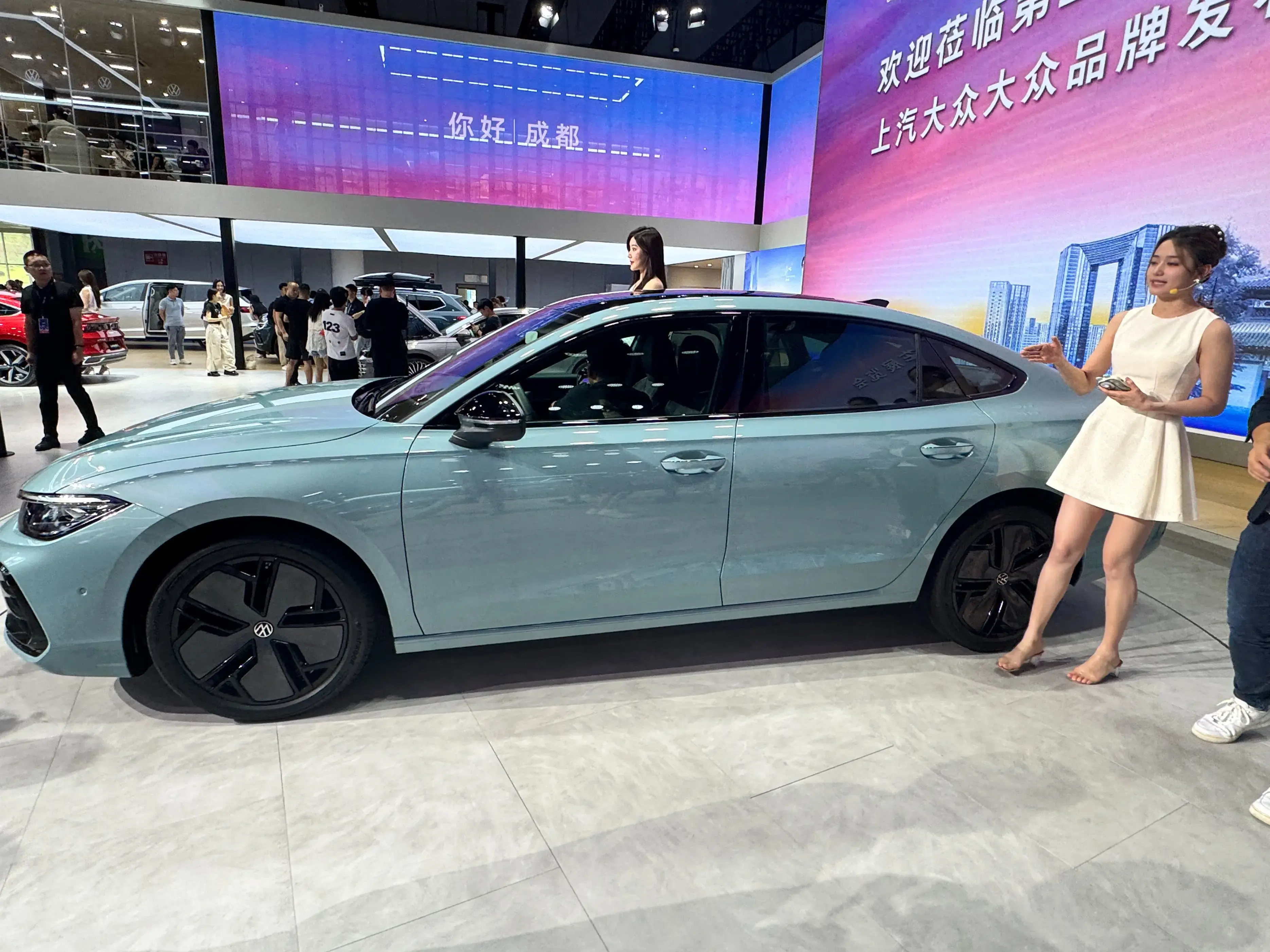 17.69万元起！上汽大众全新帕萨特 380TSI家族正式上市
