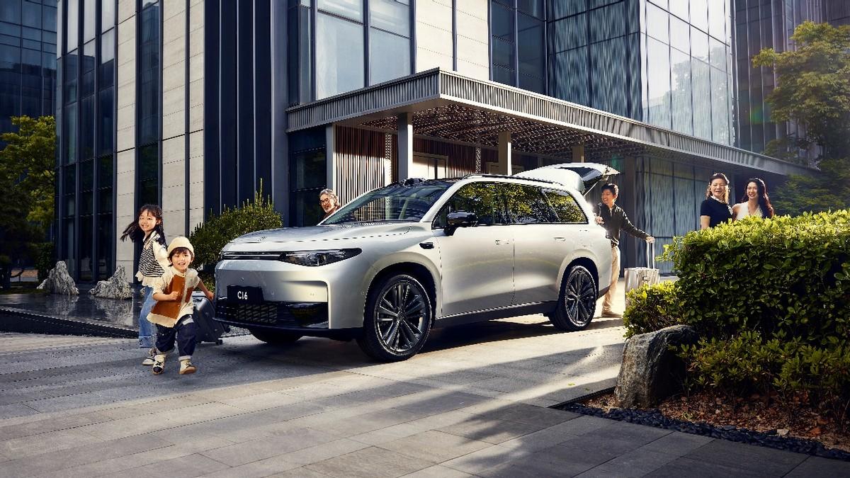 作为一款“MPSUV”是牵强附会还是实至名归 零跑C16用实力给出答案