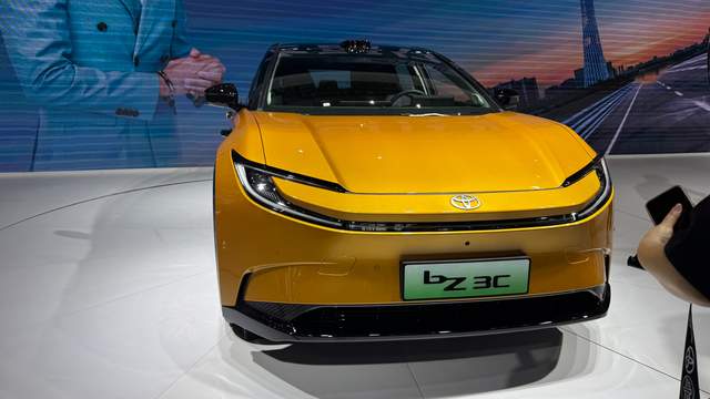 配有Toyota Pilot高阶智驾系统!一汽丰田bZ3C在广州车展首发亮相