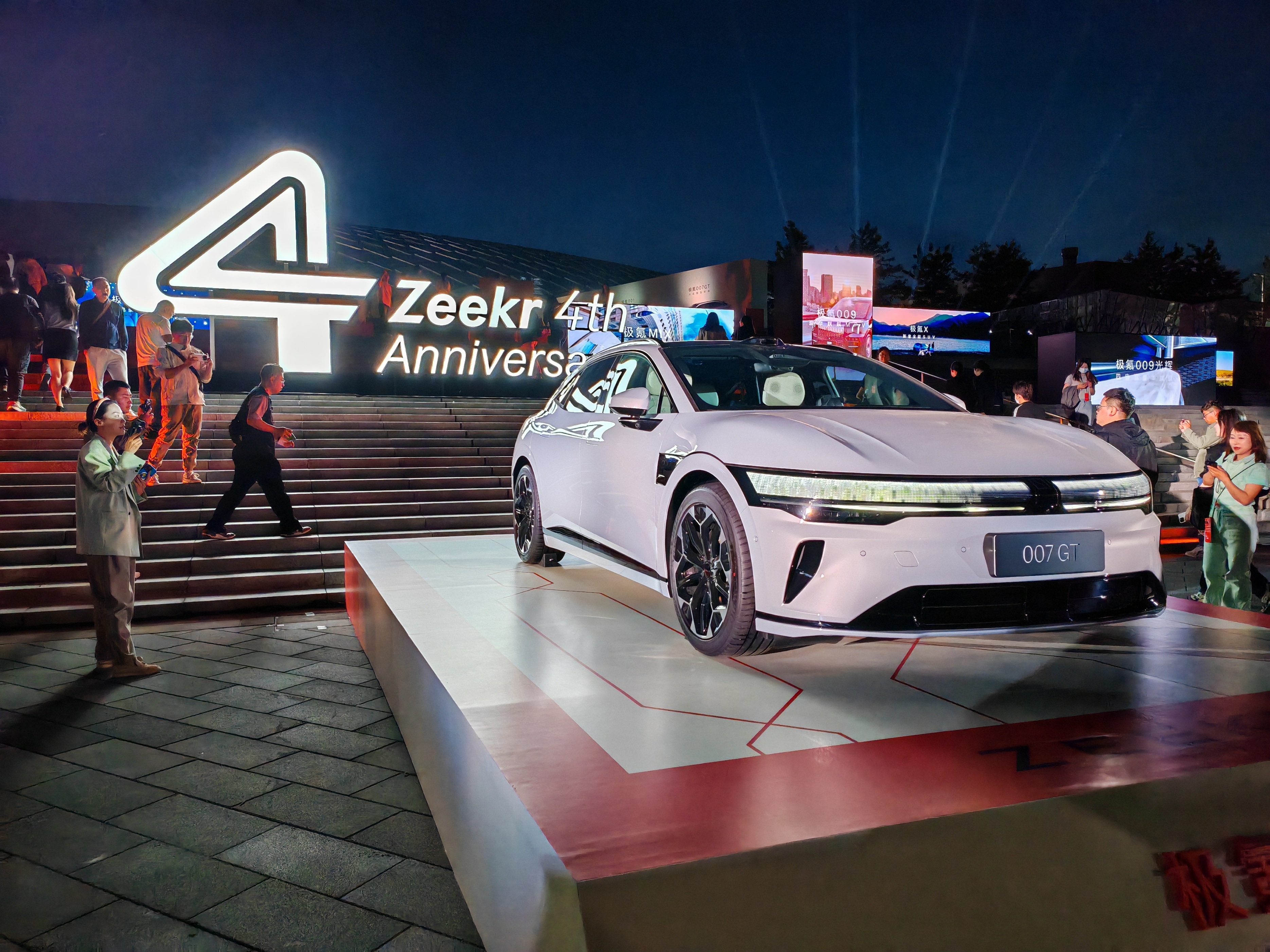 指导售价20.29万元起！极氪 ZEEKR 007 GT正式上市