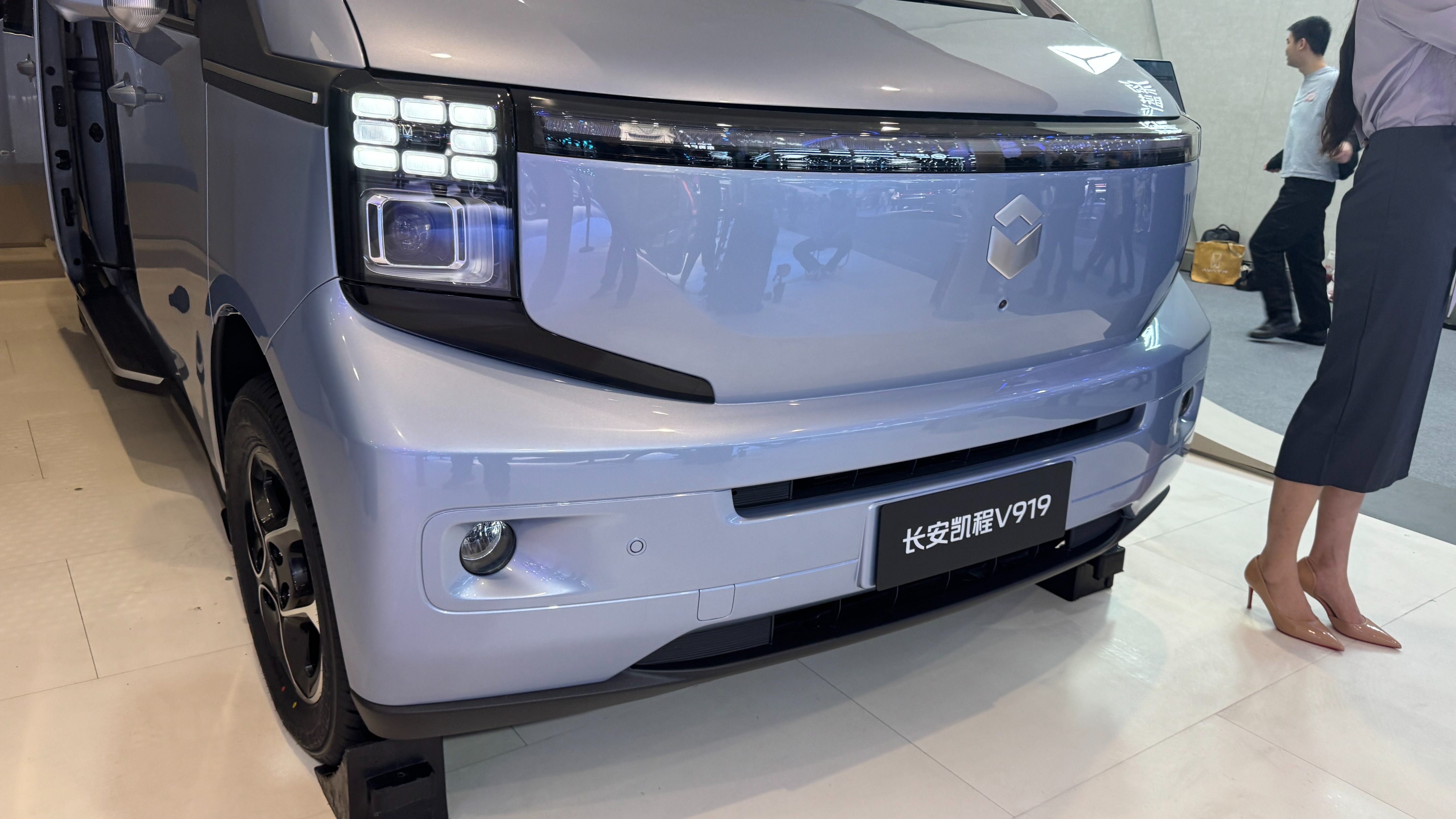 预售价11.99万元起!长安凯程V919全系开启预售