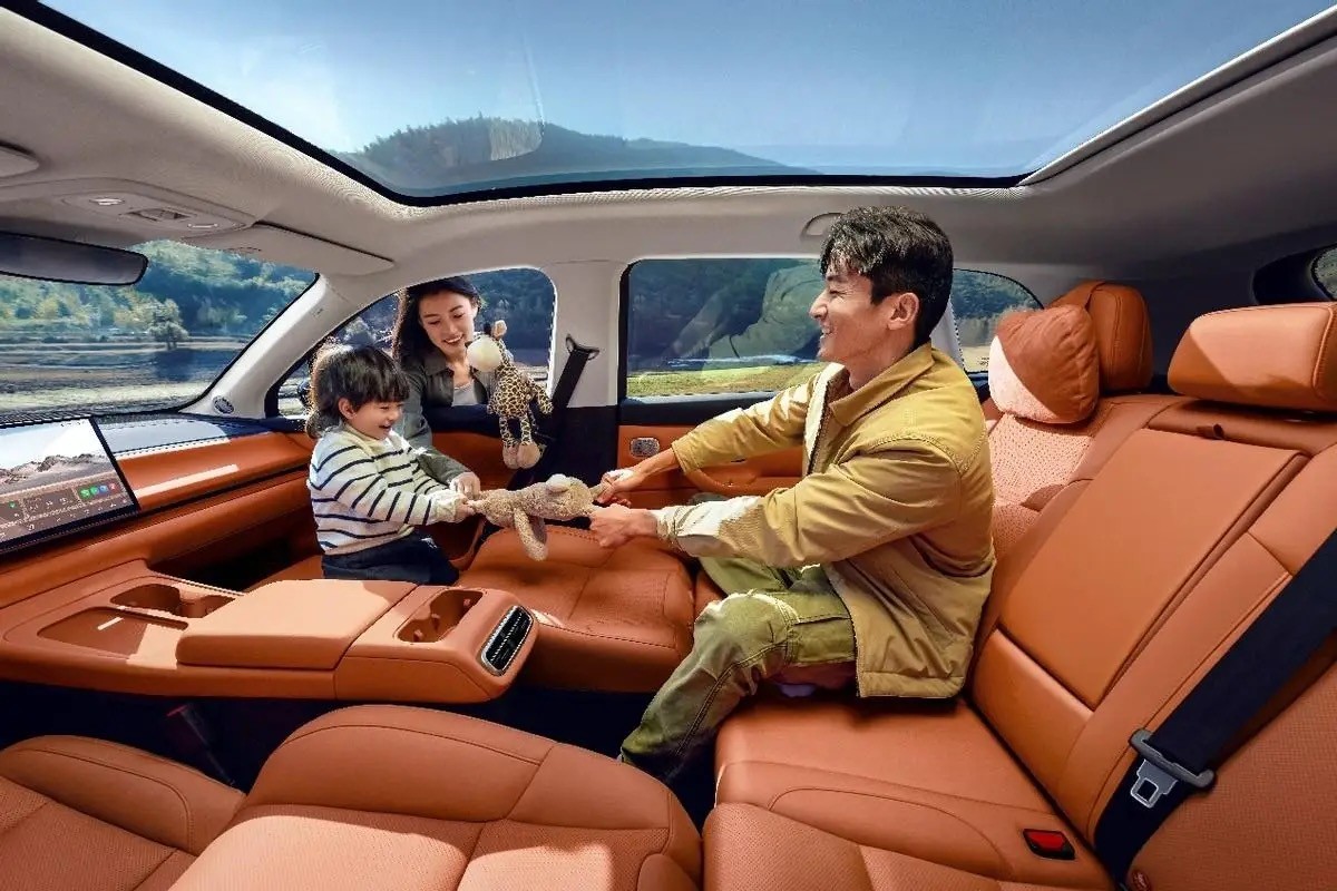 15万预算买混动SUV 最终我选择了零跑C10