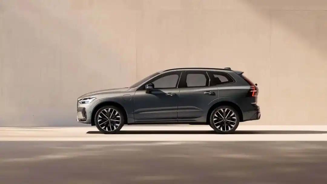 限时参考尊享价25.49万元起!沃尔沃全新XC60正式上市