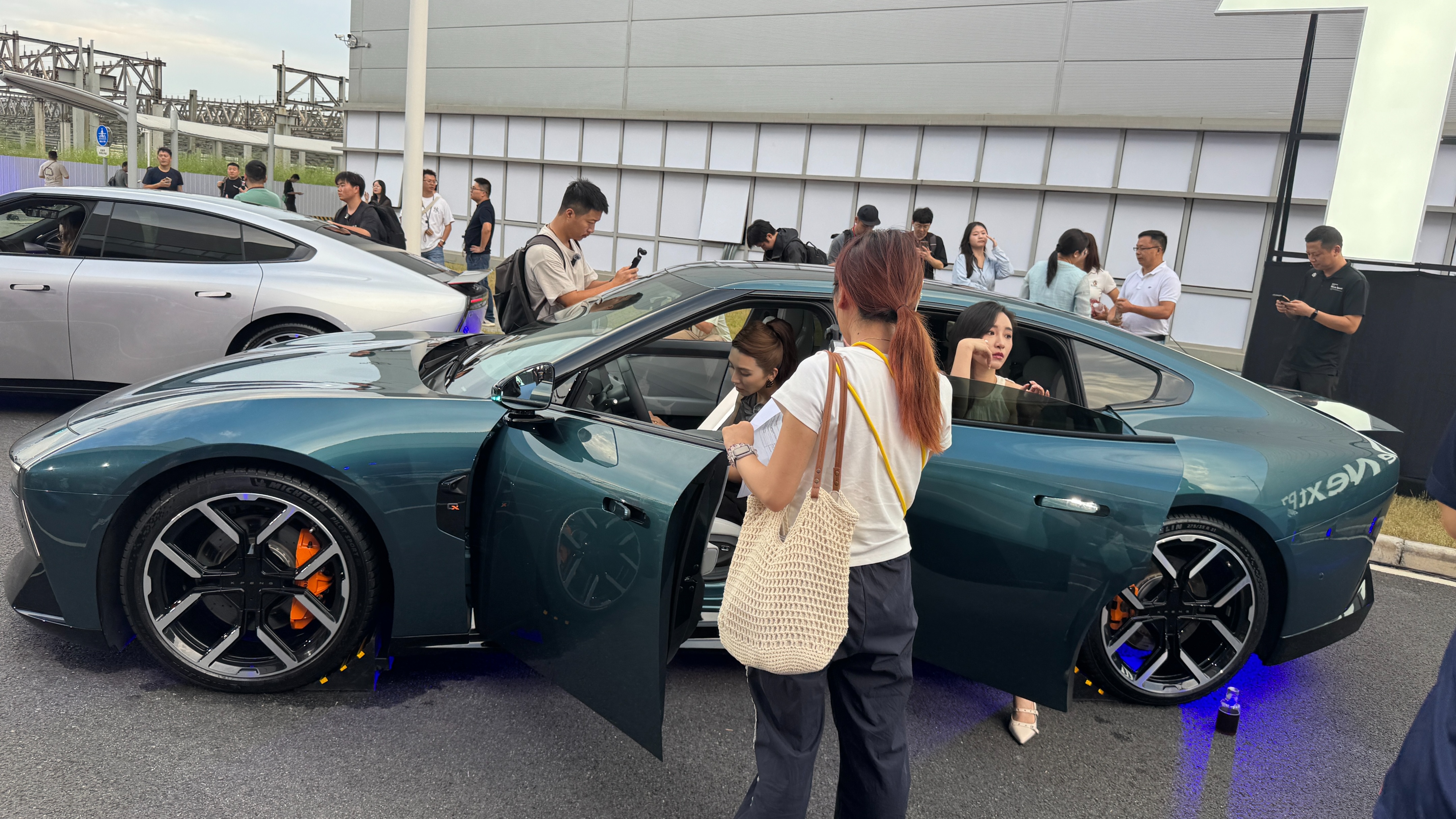 指导售价21.98万元起！小鹏全新P7正式上市