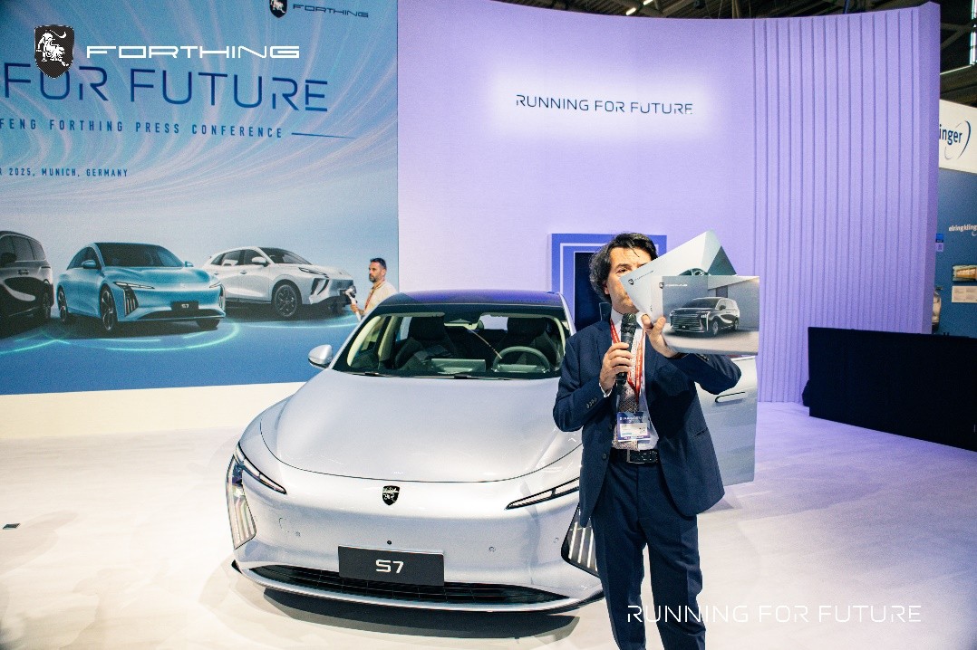 20万内唯一中大型插混MPV出征慕尼黑,星海V9展现中国智造