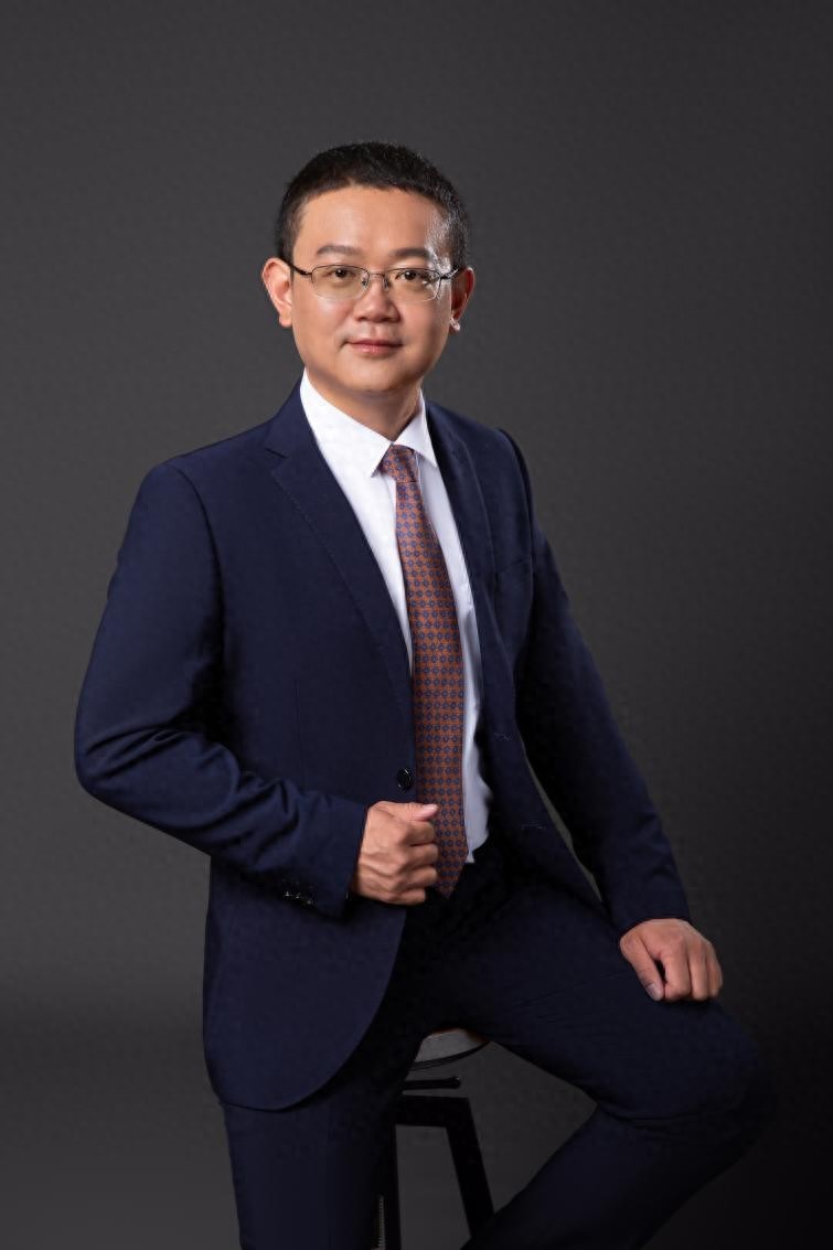 猛士总经理万良渝一封信致经销商:深化华为合作,赋能每位家人