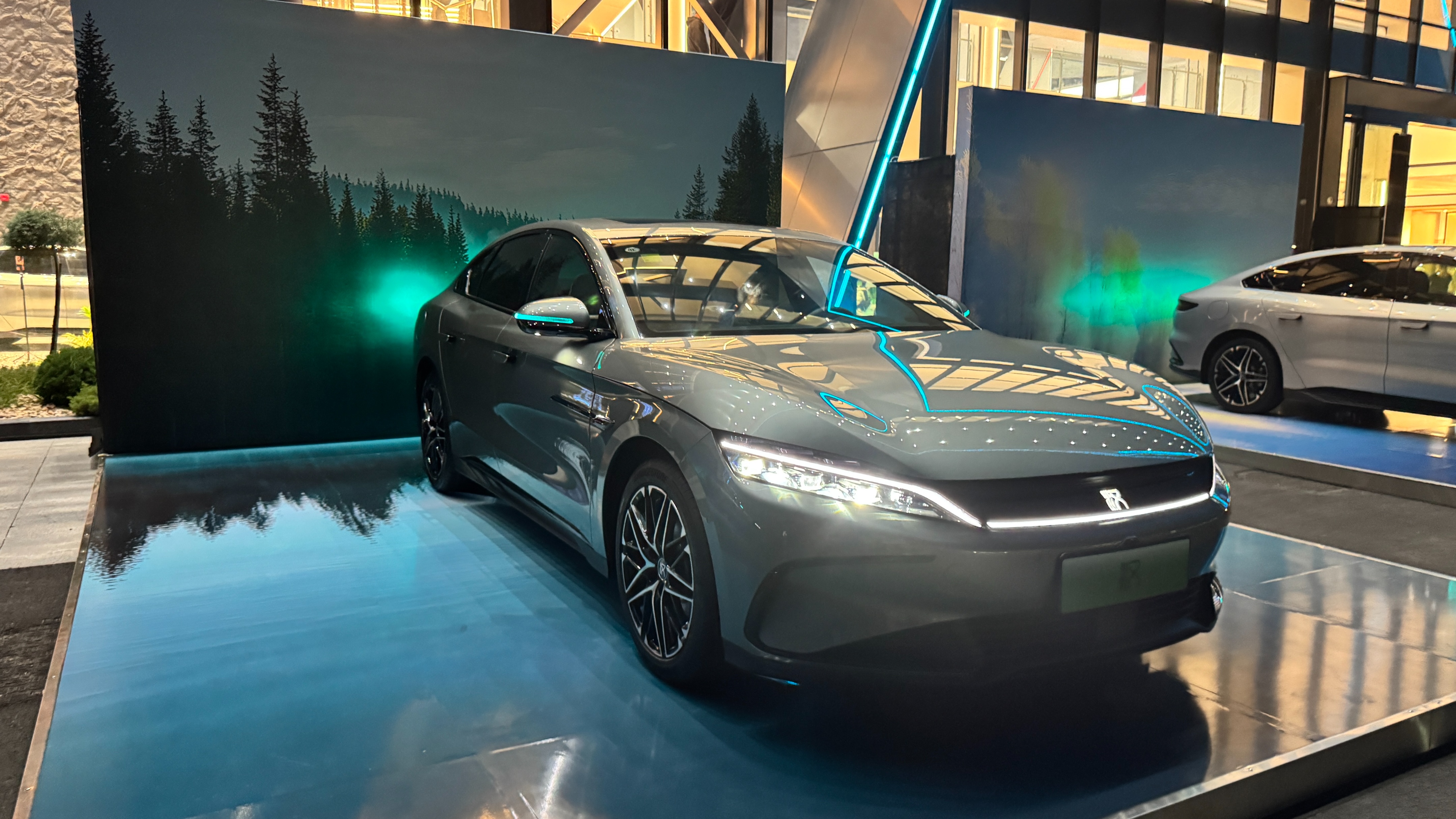 指导售价16.58万元起!比亚迪 汉 DM-i/汉 EV 长续航版正式上市