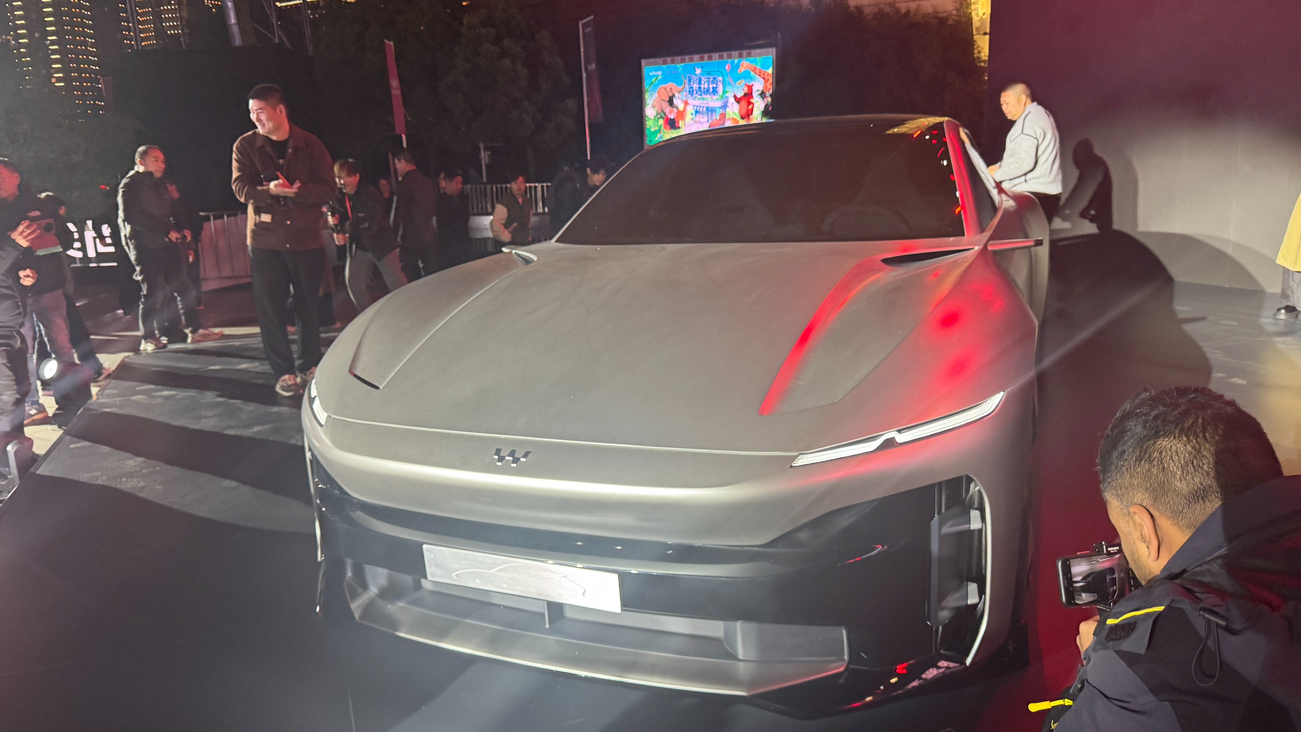 五菱旗下品牌埃尚汽车发布！第二款ISEE概念车首发亮相