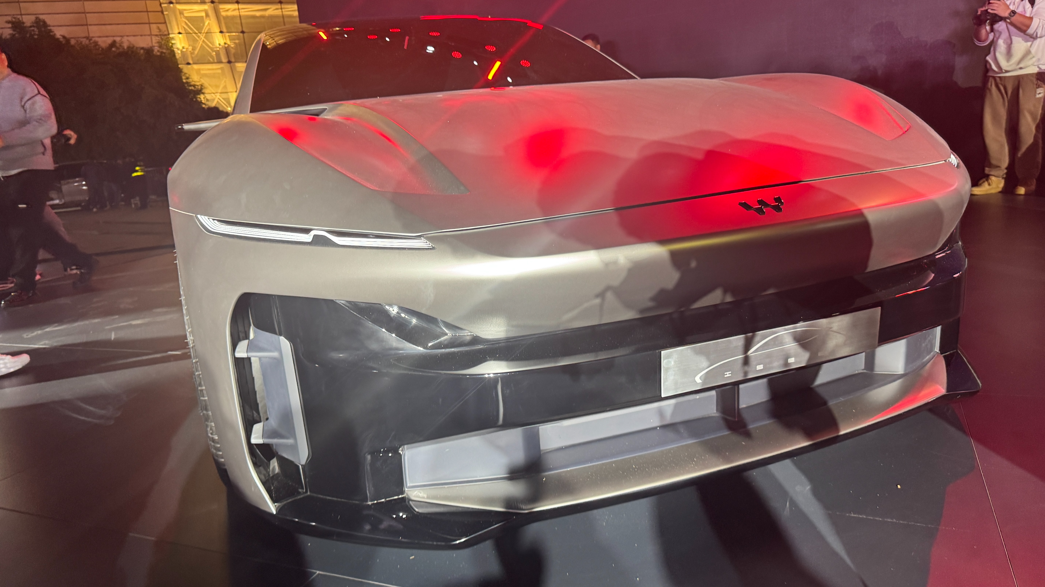 五菱旗下品牌埃尚汽车发布！第二款ISEE概念车首发亮相