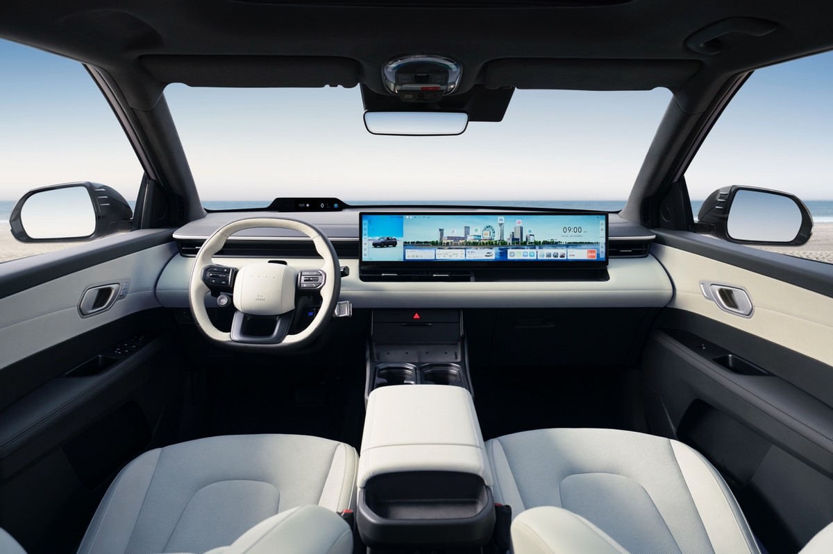 北京现代EO羿欧上市11.98万起，“6大品质”打造新质力纯电SUV