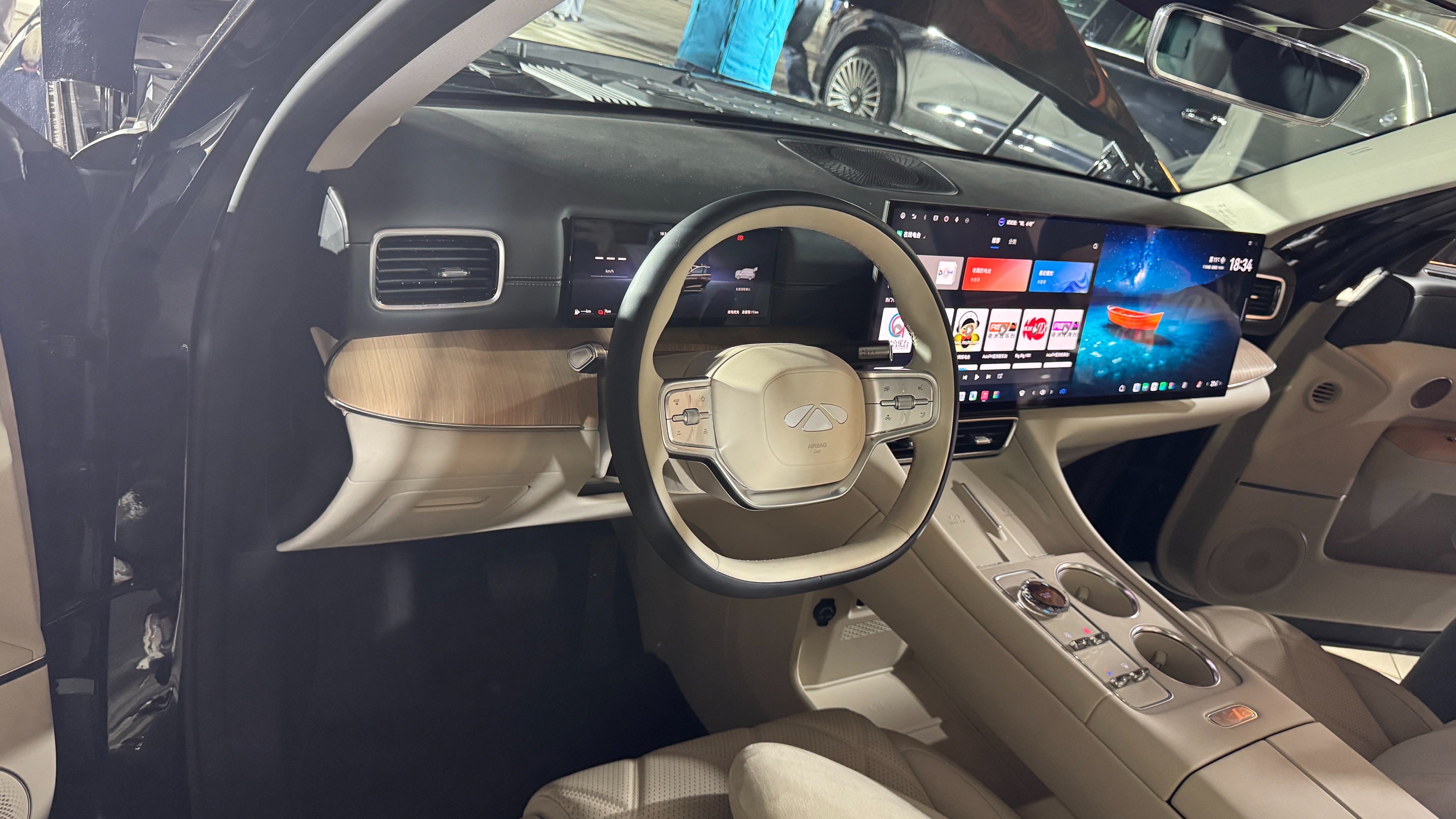 指导售价18.99万元起！奇瑞风云T11正式上市