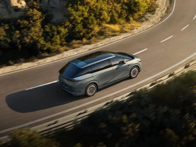 预售价35万元起！小鹏X9超级增程版开启预售