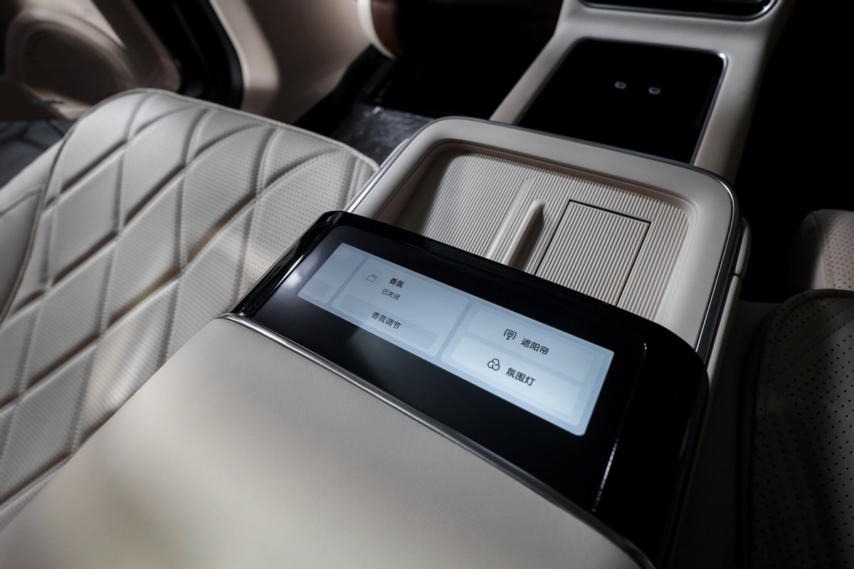 进化不止 风云A9L光辉四驱版全球上市，超级置换抢购价17.19万元起