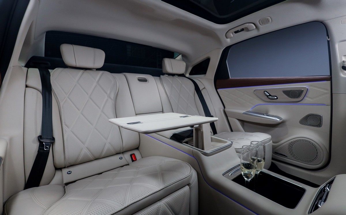 进化不止 风云A9L光辉四驱版全球上市，超级置换抢购价17.19万元起