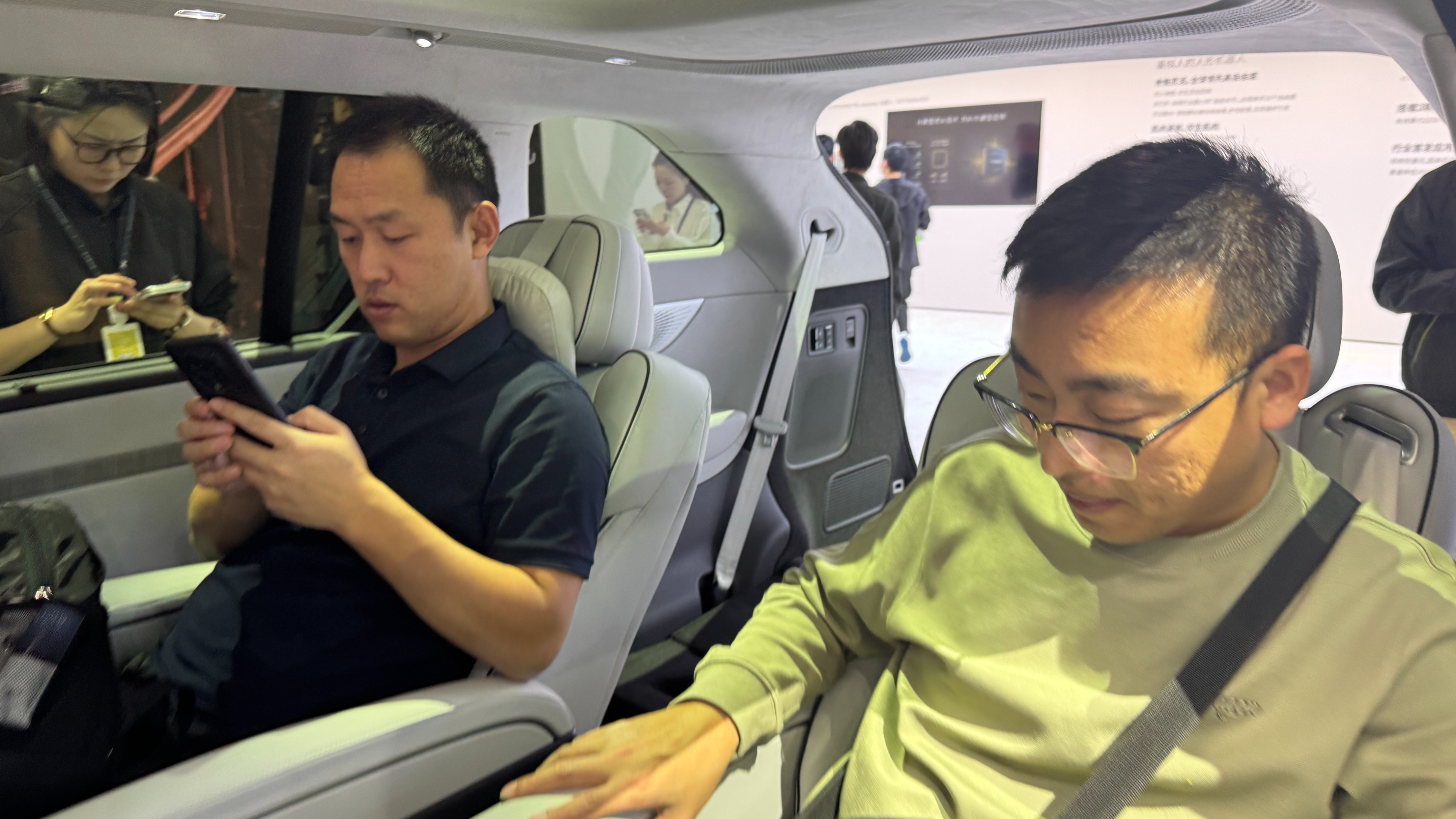 指导售价30.98万元起！小鹏X9超级增程版正式上市