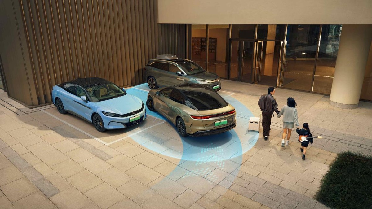 年轻人的第一台旗舰轿车！汉L置换补贴后19.48万元起