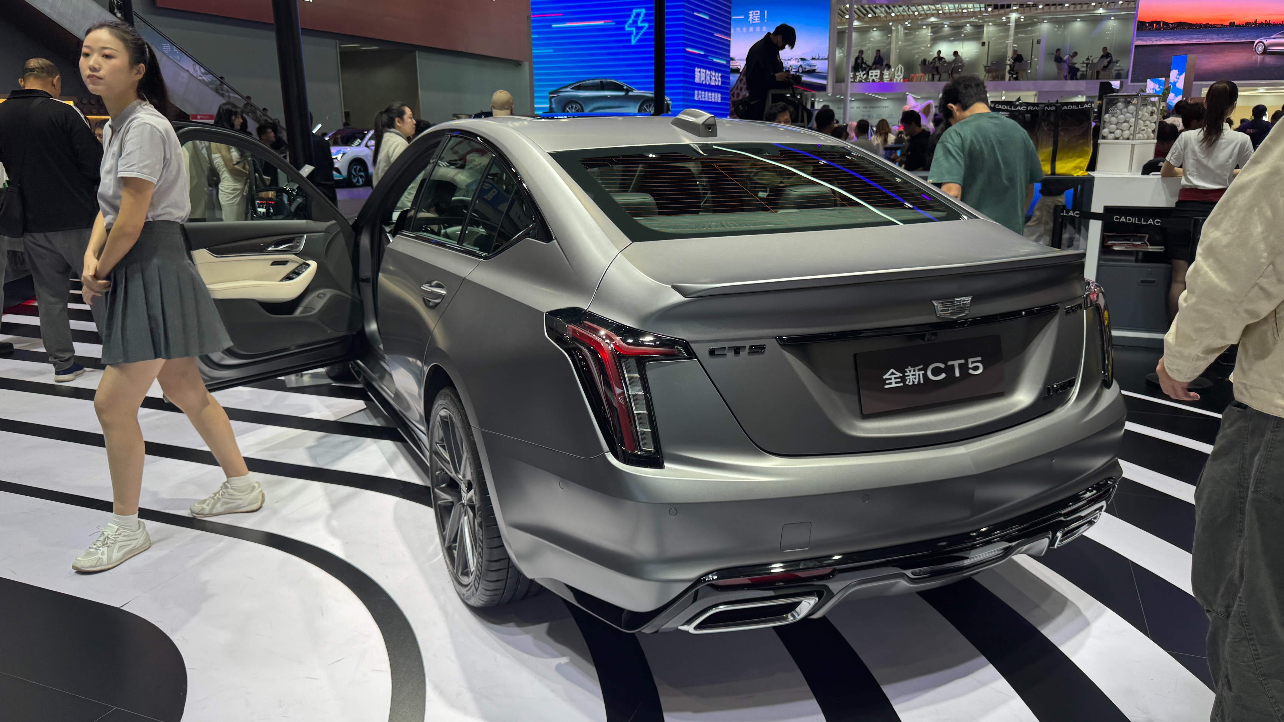 加入赛道基因！凯迪拉克 新CT5亮相2025广州车展