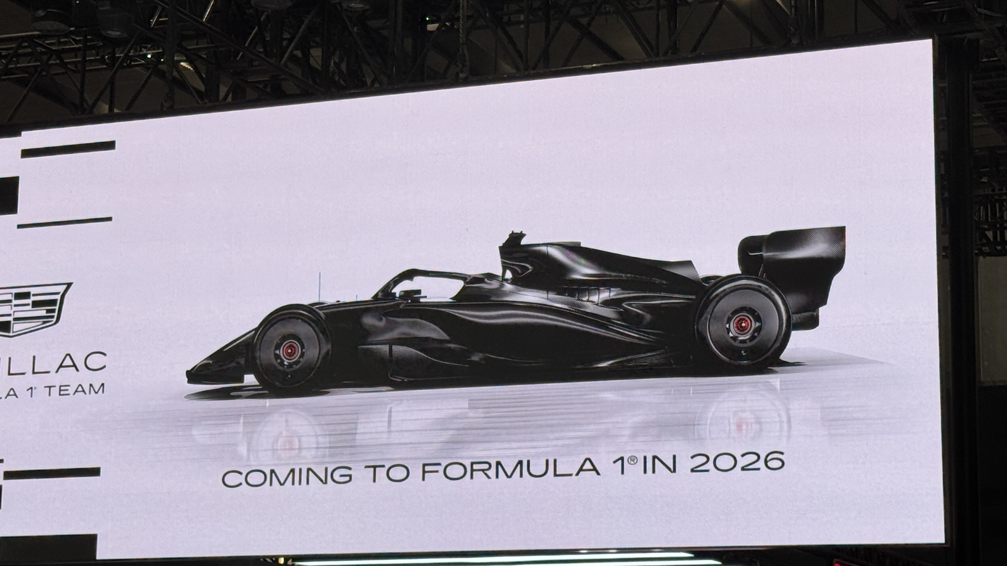 加入赛道基因！凯迪拉克 新CT5亮相2025广州车展