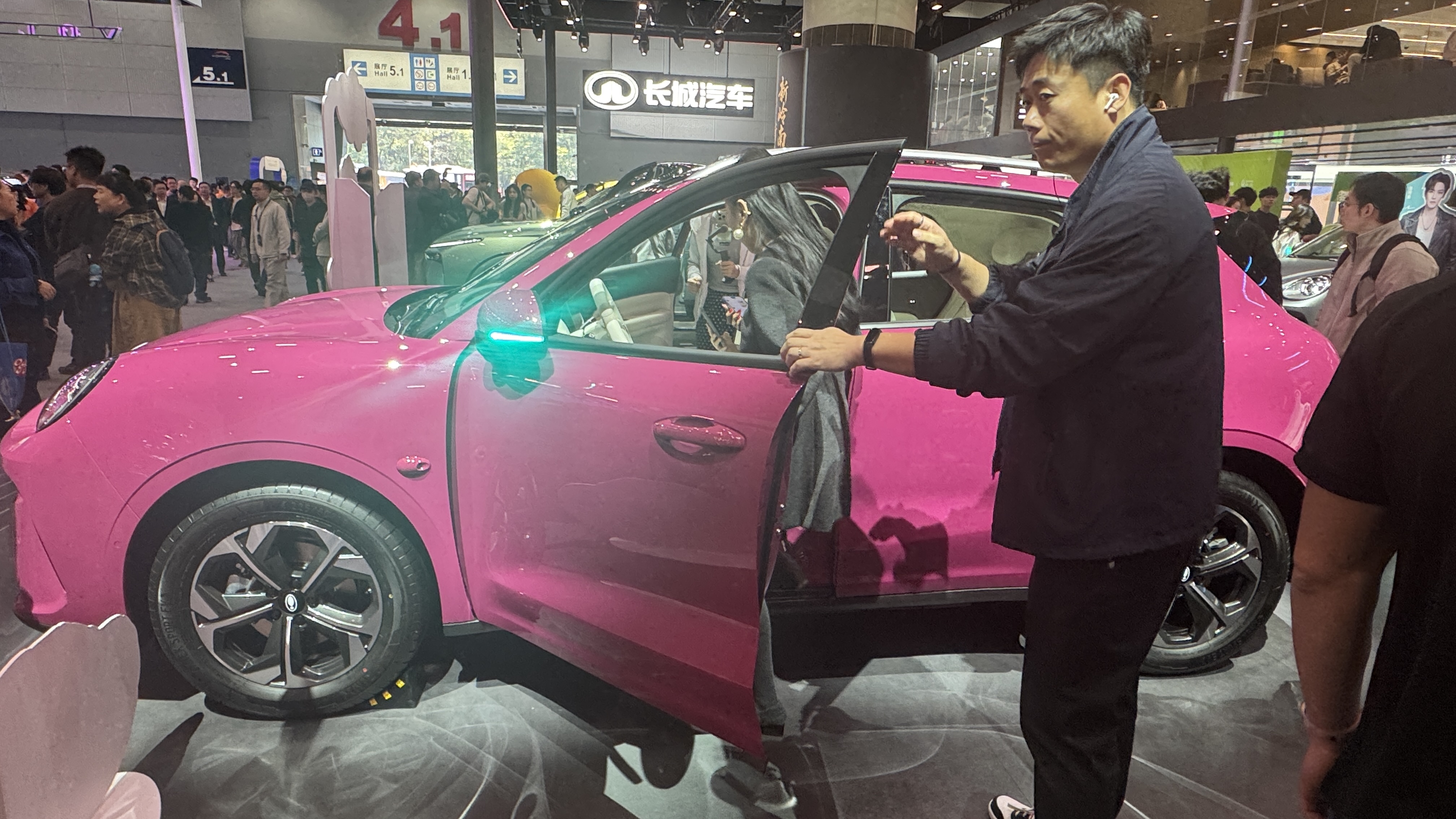 售价为9.98万元起！欧拉 5正式上市