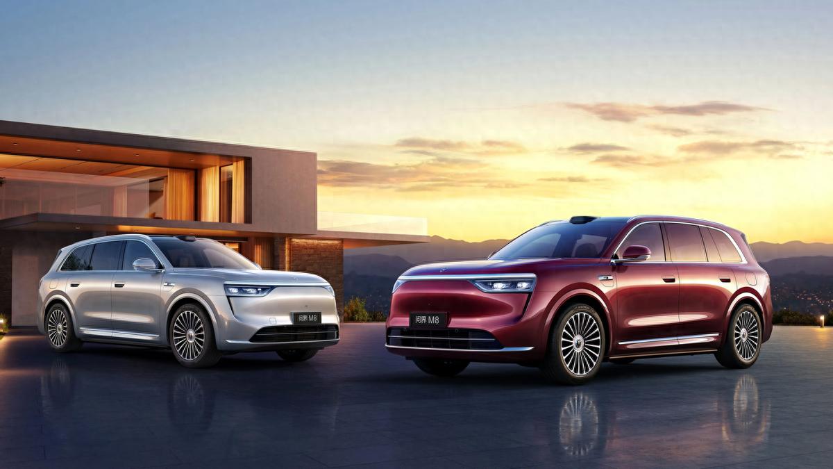 问界M8豪揽多项权威认证，以标杆级实力引领新豪华体验升级