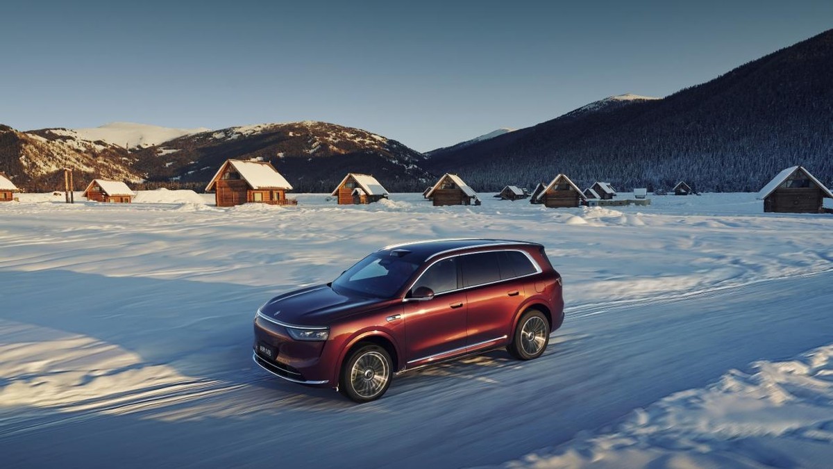 从容赴团圆！问界M8重塑40万级春节出行新体验