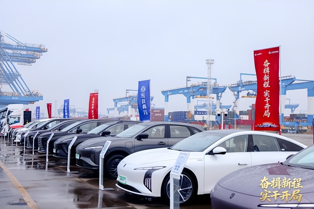 东风柳汽与北部湾港集团强强联合，奏响“十五五”奋进序曲