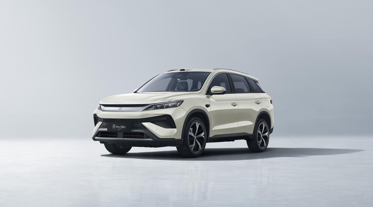 插混SUV宋Pro DM-i飞驰版上市，售9.99万起