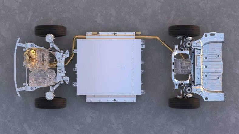 第二代腾势D9带来九大新迭代，上市价35.98万元起
