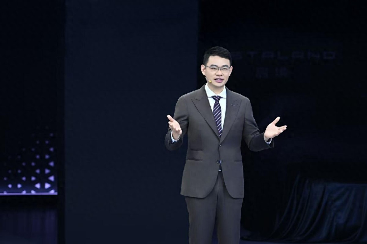 广汽埃安品牌全面焕新升级：智悦生活丨Easy Life